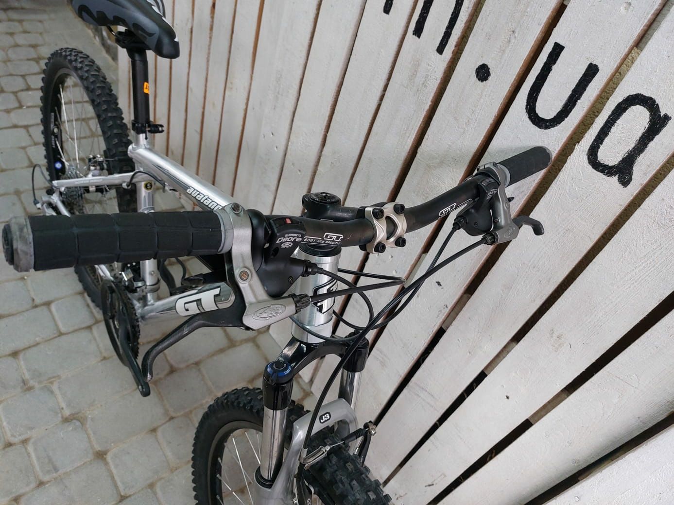 Алюмінієвий гірський велосипед бу GT Avalanche 1 26 M21