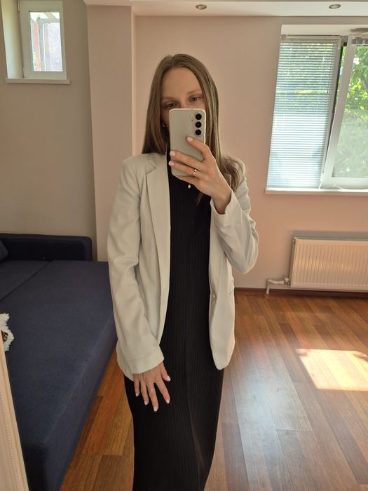 Білий піджак Pull&Bear