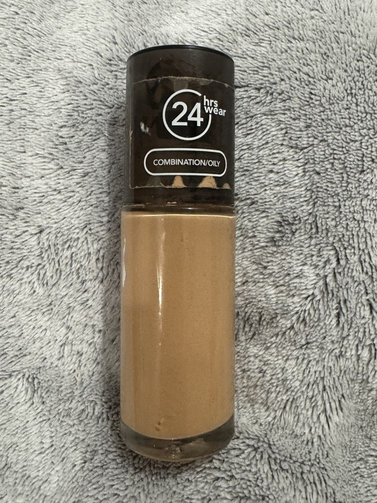 Revlon Colorstay