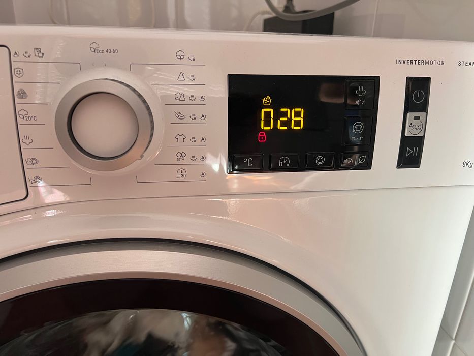 Máquina de lavar roupa Hotpoint