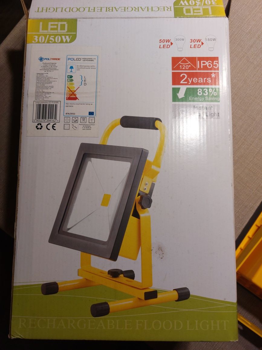 Projektor Naświetlacz Led 30W AKUMULATOROWY