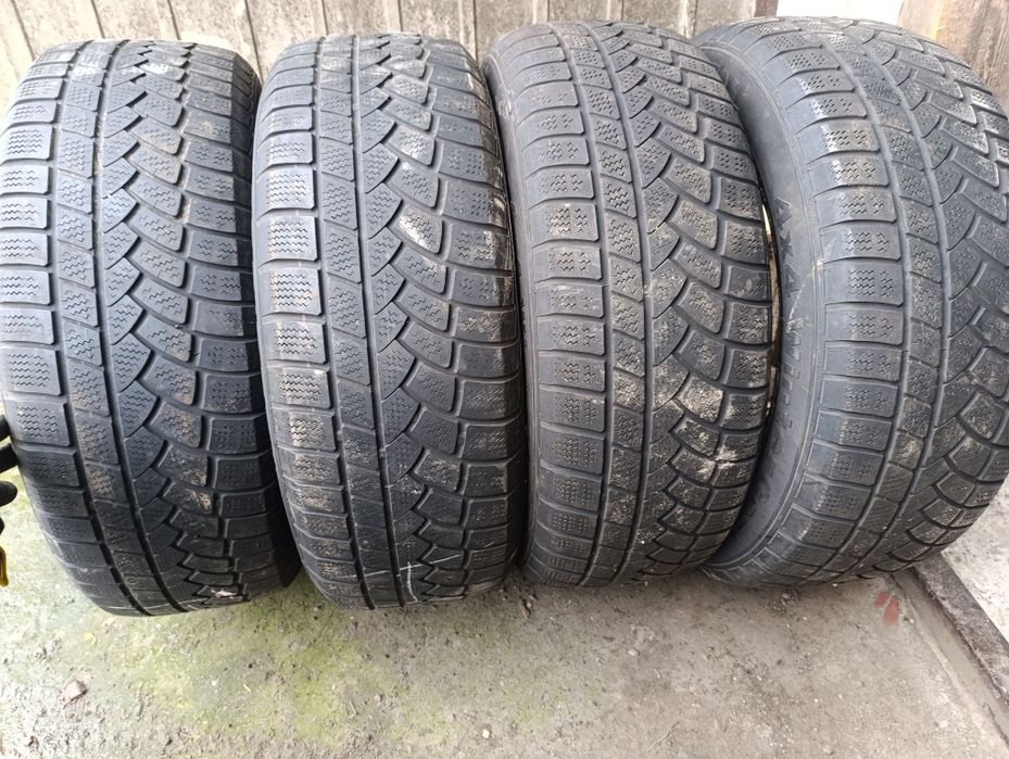 Opony zimowe Continental 4x4 Wintercontact do suva 235/65 r17