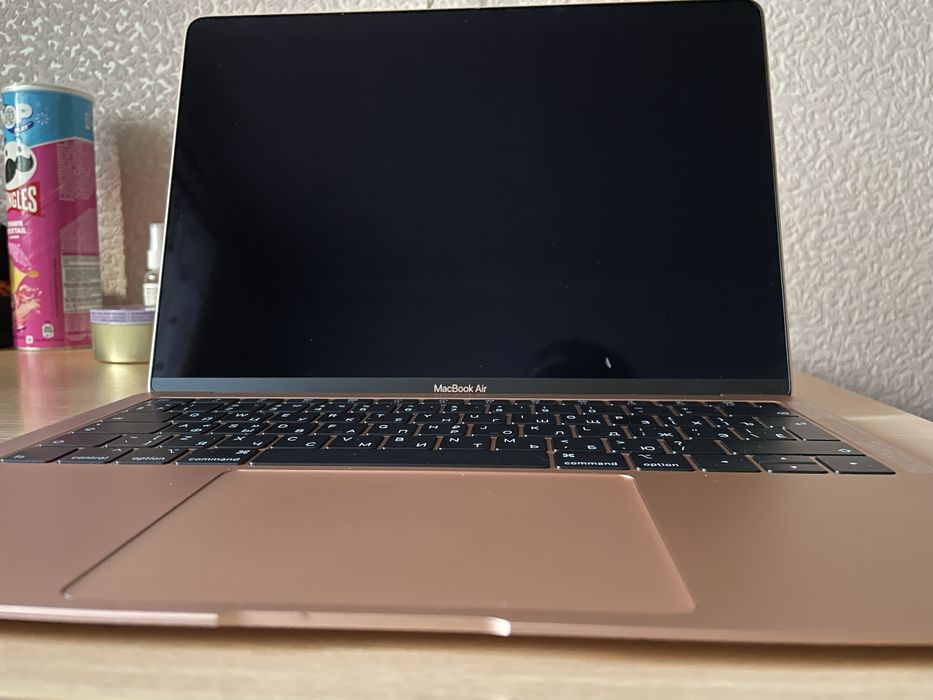 Macbook Air M1 2019 год