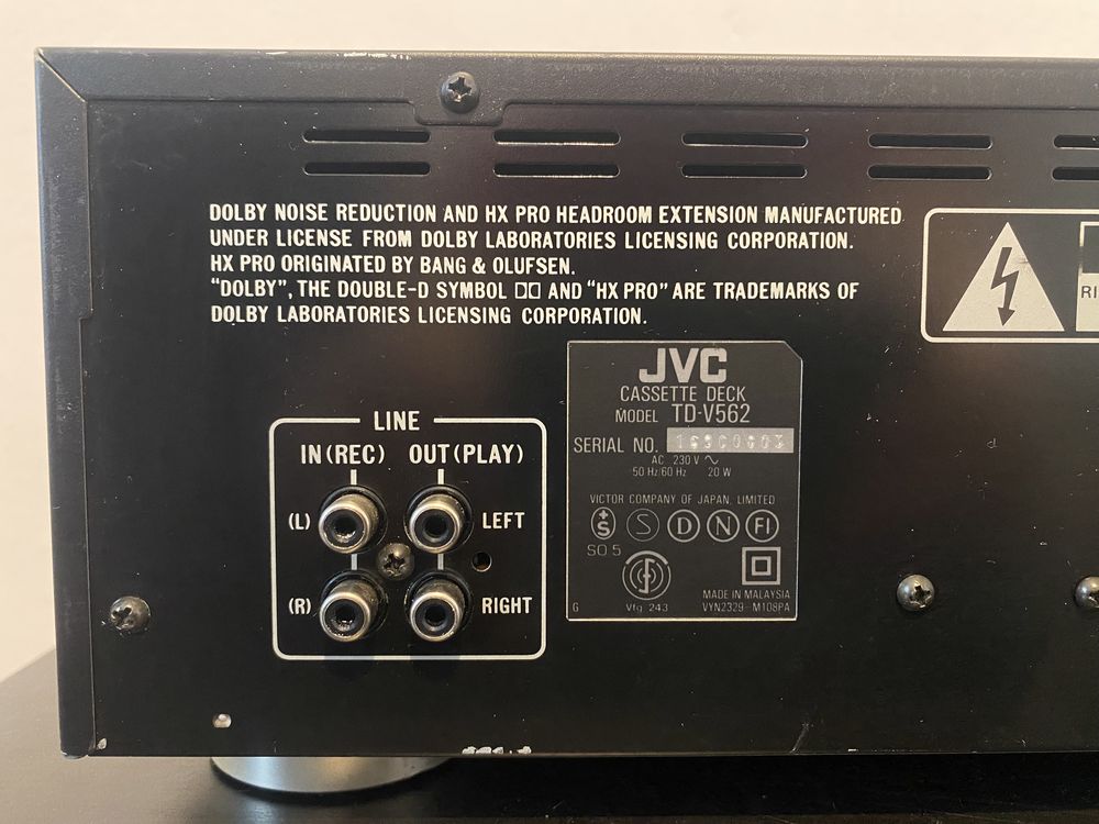 Касетна дека JVC TD-V562 3Head!