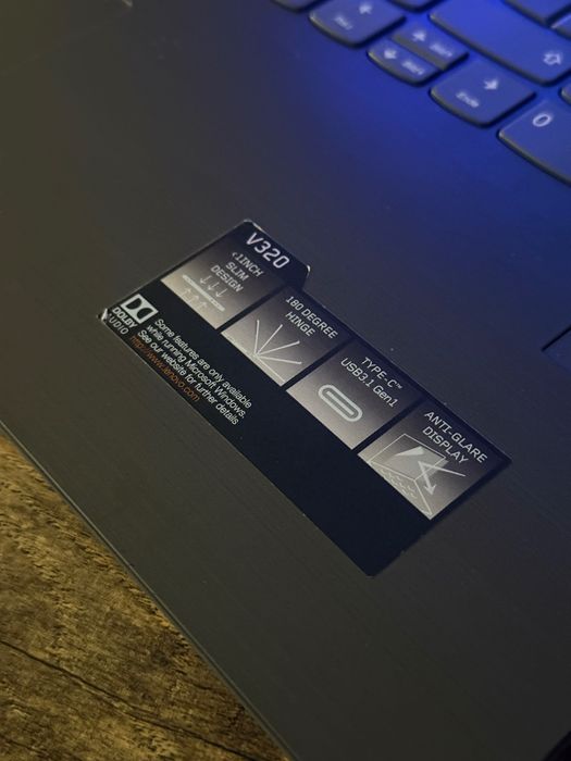 Ноутбук Lenovo i5-7200u 8гб 250Гб SSD