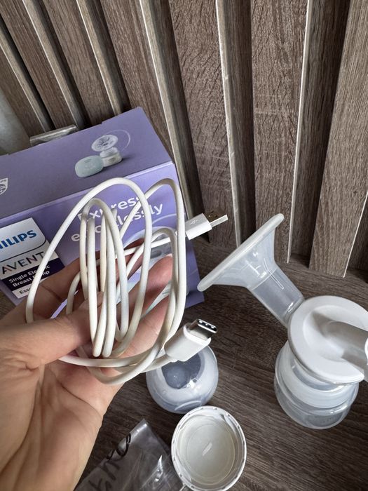 Електричний молоковідсмоктувач Philips Avent