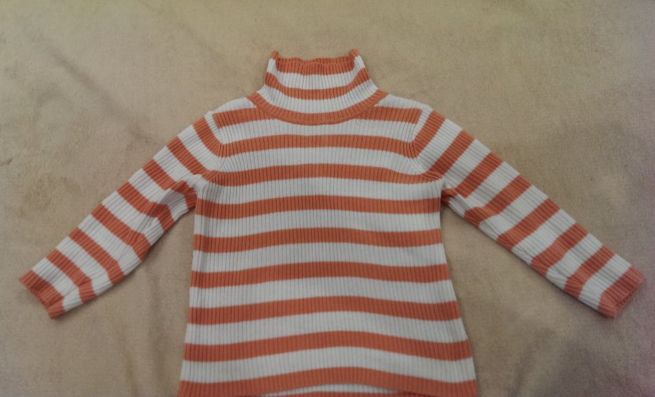 Нарядный реглан кофта на принцессу с стразиками на 1,5-2 года