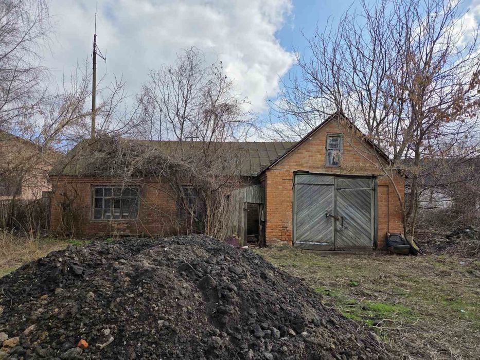 Комплекс будівель в м.Шишаки, центр