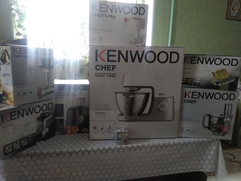 Кухонная машина Kenwood KVC 5000 T Chef Sense (новая)+7насадок