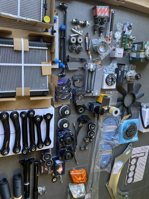 Крило  мерседес w124 w190 w201 автодеталі