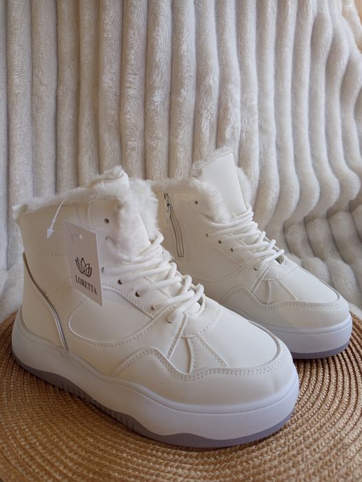 38 розмір на устілку 24 см