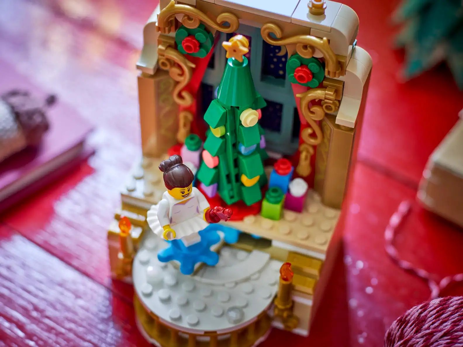 ENVIO GRATIS-LEGO 40701 Ballerina & Nutcracker Scene (Limited Edition)