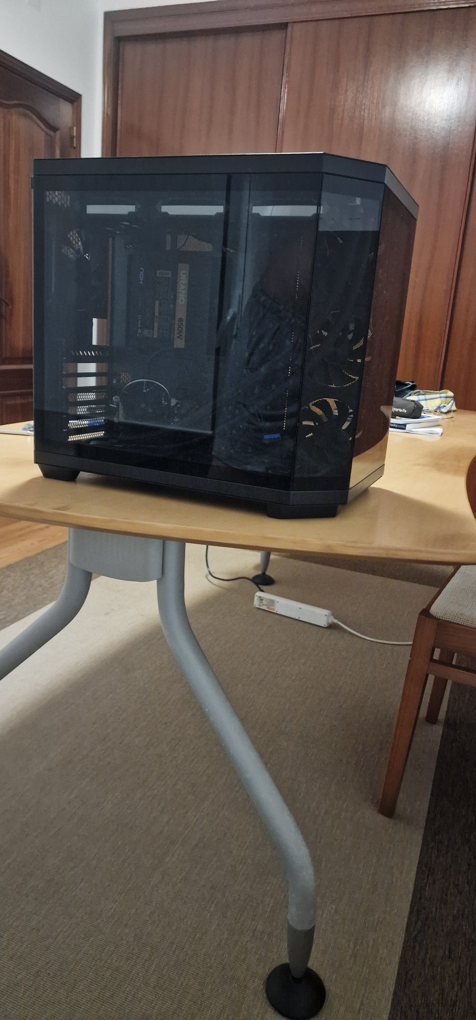 Vendo CAIXA de computador com 10 ventoinhas, aio e psu