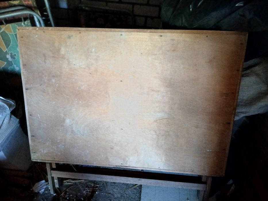 Стіл розкладний.