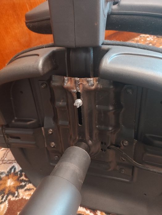 Кресло! Газ лифт в рабочем состоянии!