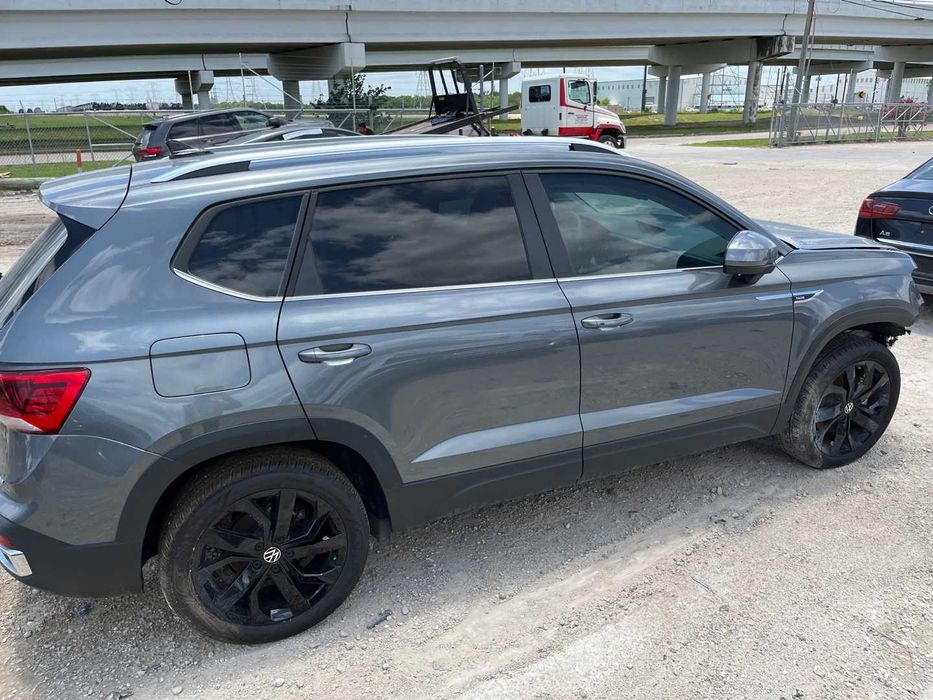 Разборка volkswagen taos 2022 двері, крило, бампер