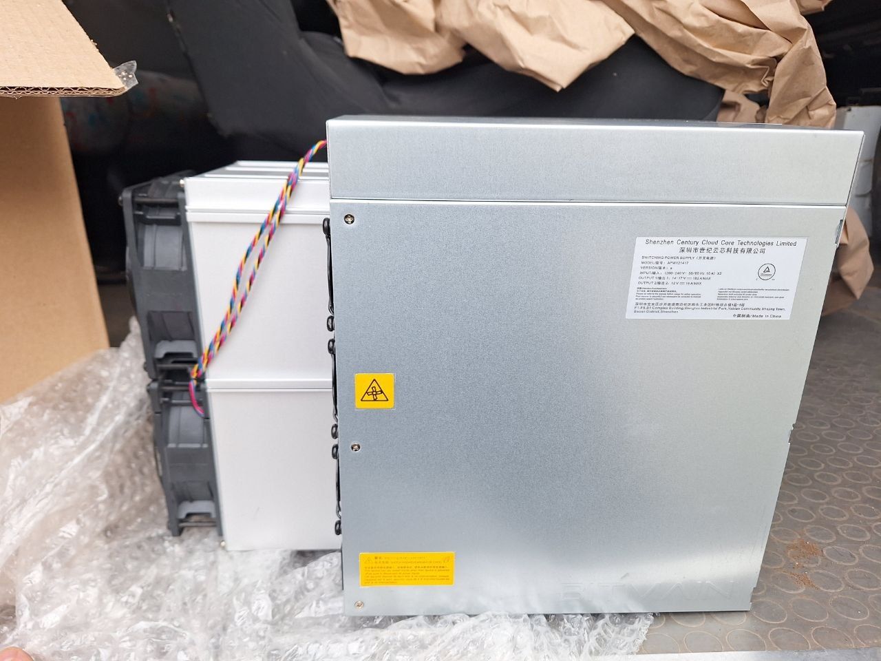 Асик Bitmain  Antminer s19 к pro 120 тх