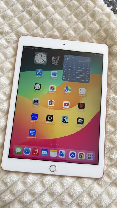 iPad 6ª Geração Rose Gold (9,7 polegadas) (com caixa)