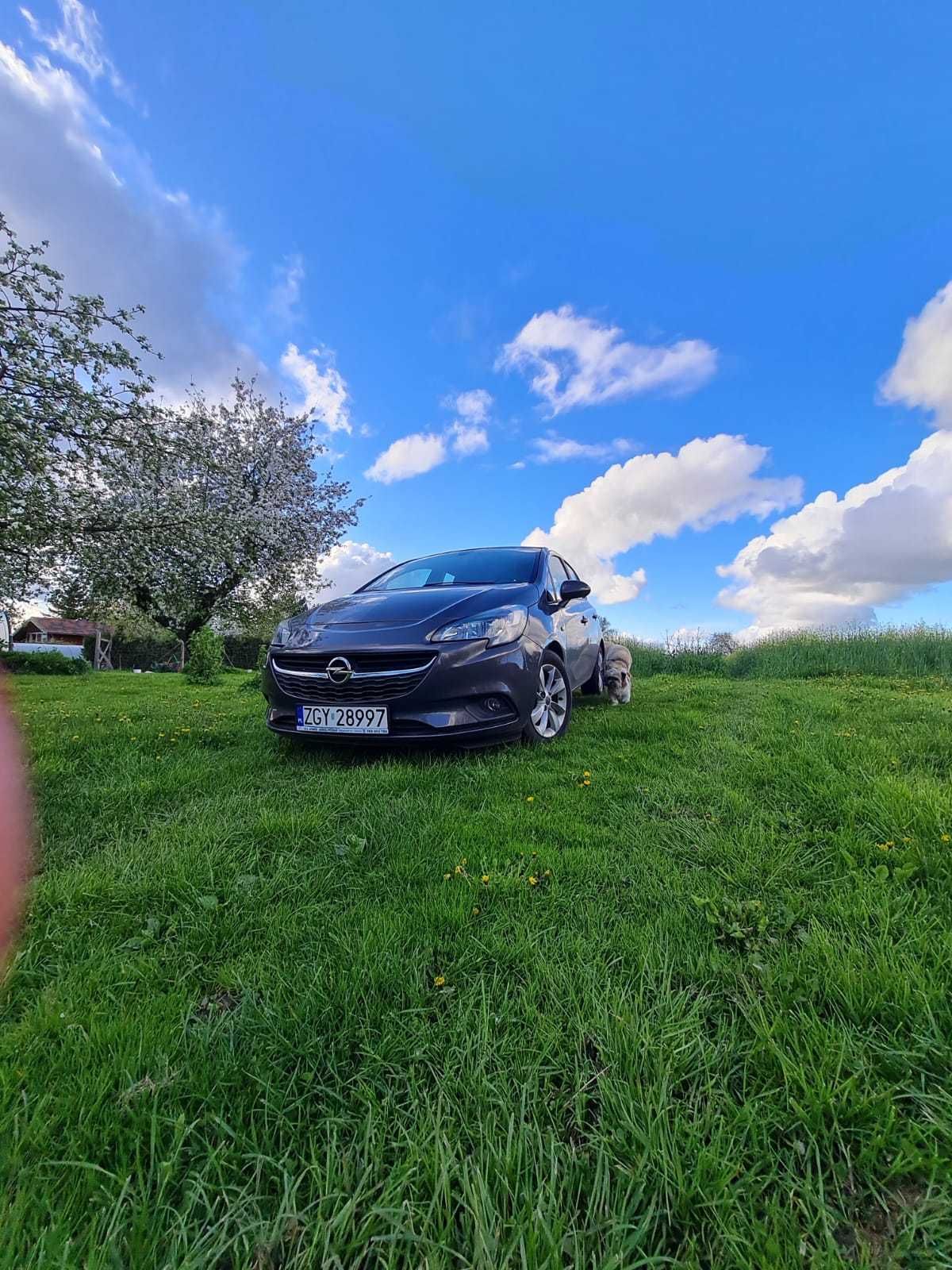 Opel Corsa 1.4 benzyna.