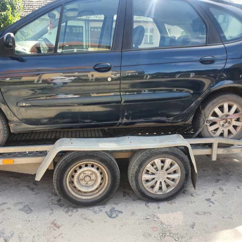 Renault Scenic I po lift 1.8benzyna kolor granatowy NV903 na części
