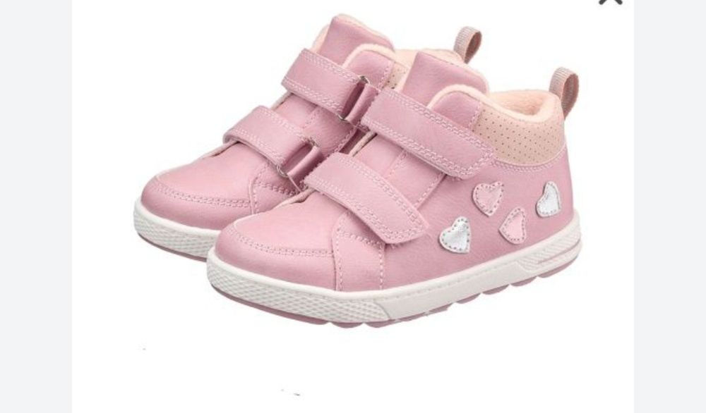 Продам ботинки для двойни