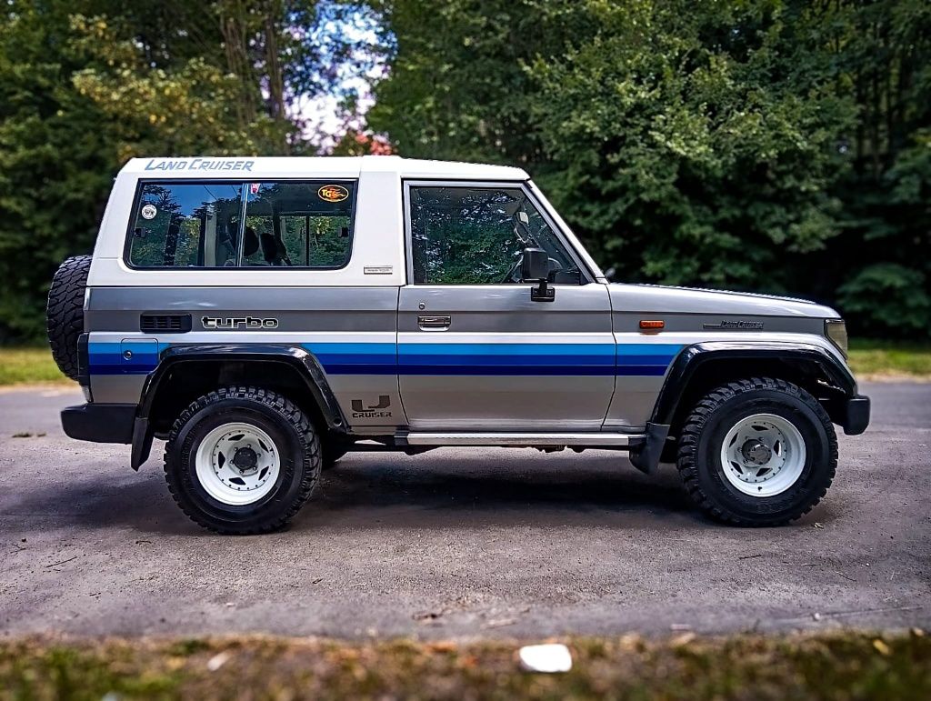 Toyota lj70 w stanie idealnym