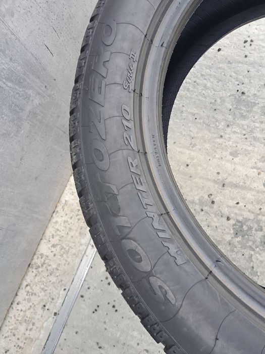 Резина зима 85% Pirelli 235/50 R19 Sottozero Winter 210 Seria II AO