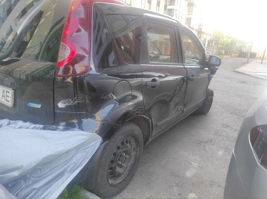 Продам Nissan Note