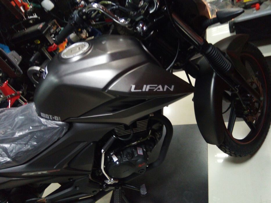 Мотоцикл LIFAN 2E