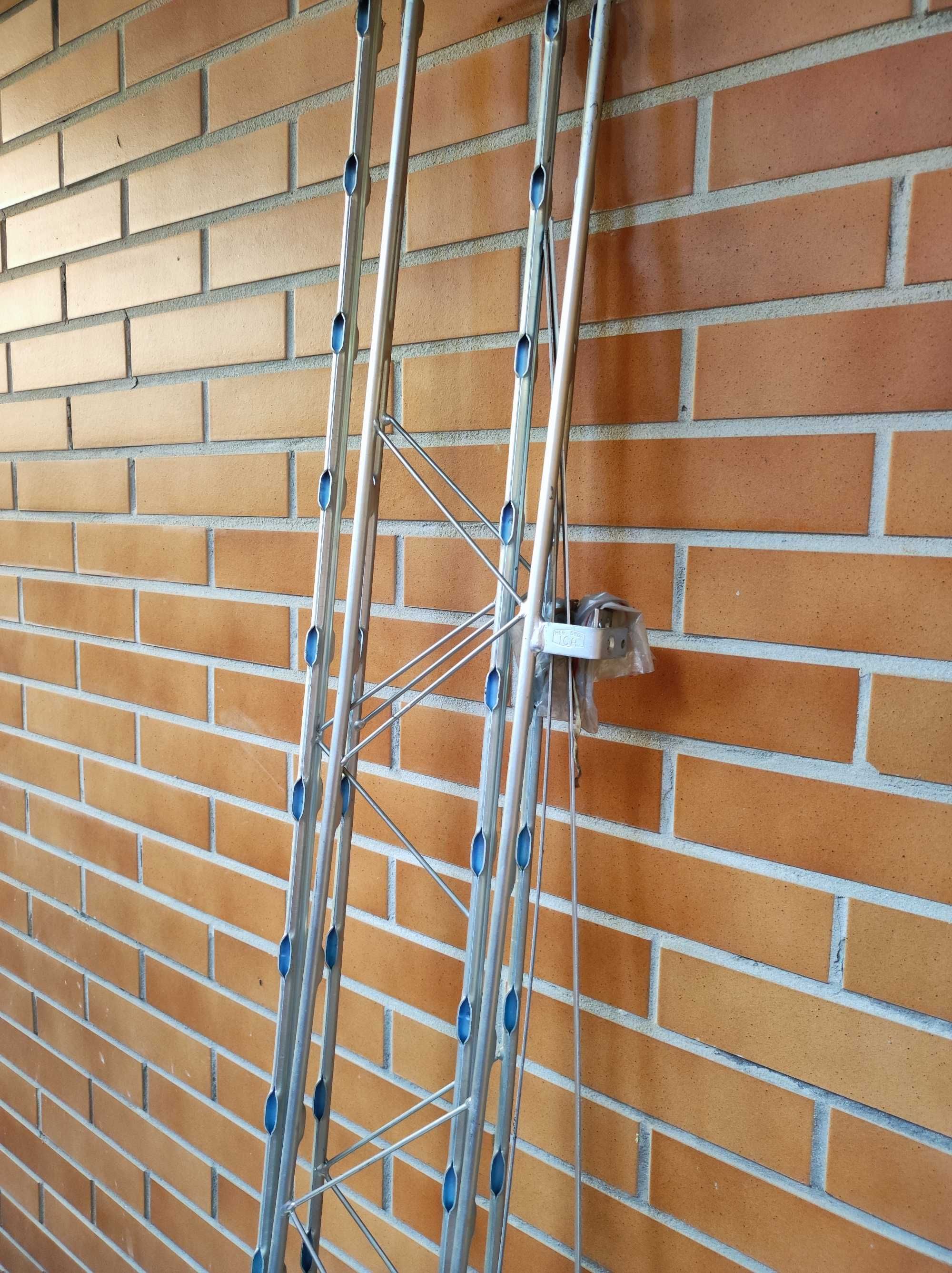 Garrafeira metálica 200 garrafas galvanizada