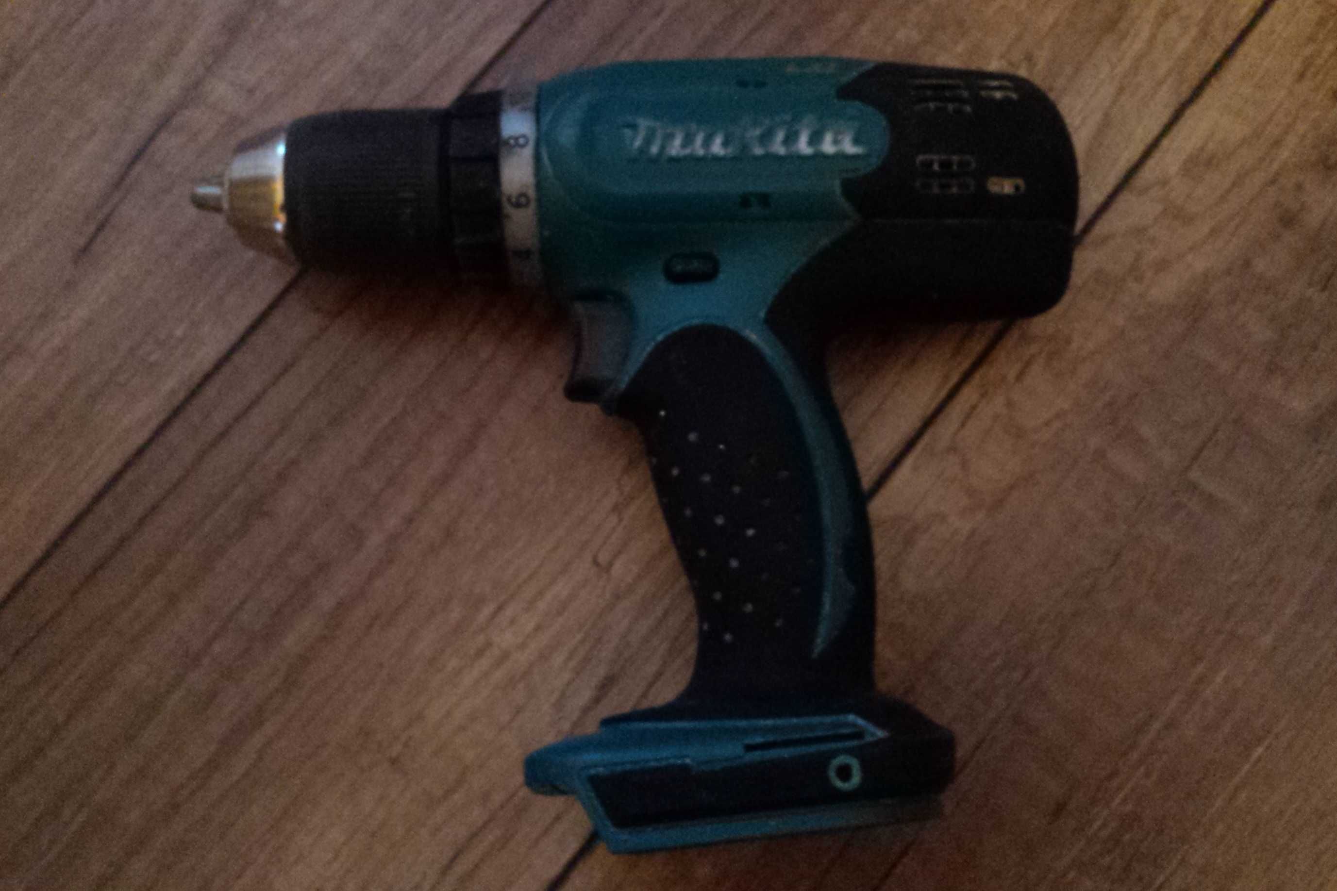 Makita DDF453 18V LXT wiertarko-wkrętarka akumulator ładowarka walizka