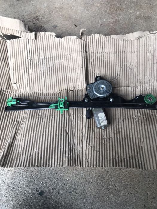 ,elevador frt esq fiat punto