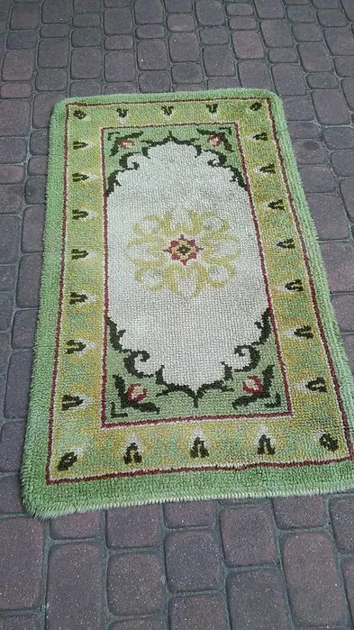 Dywan mały wełniany