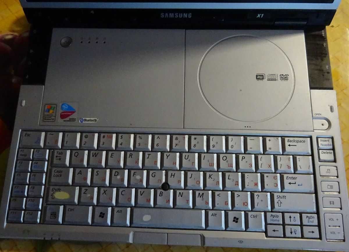 Ноутбук Samsung X1 (NP-X1C001)