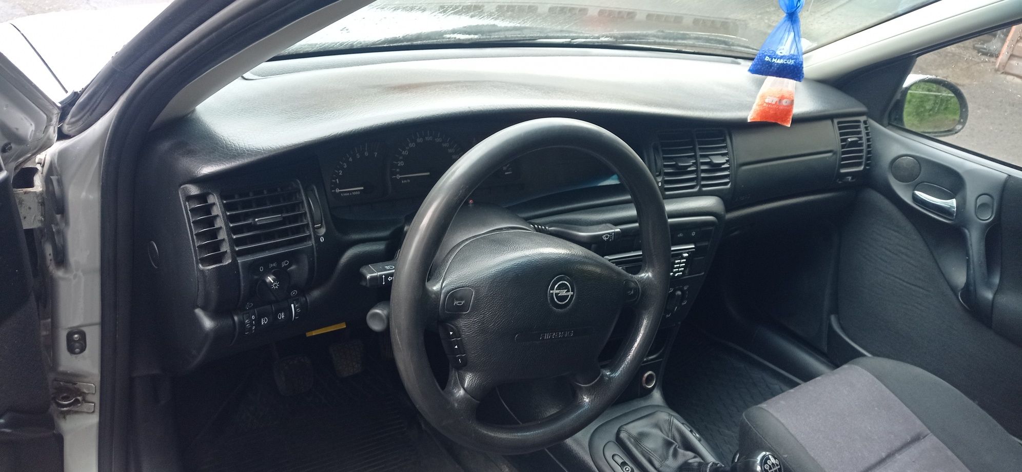 Opel vectra b 1.6 бензин 2000 р.