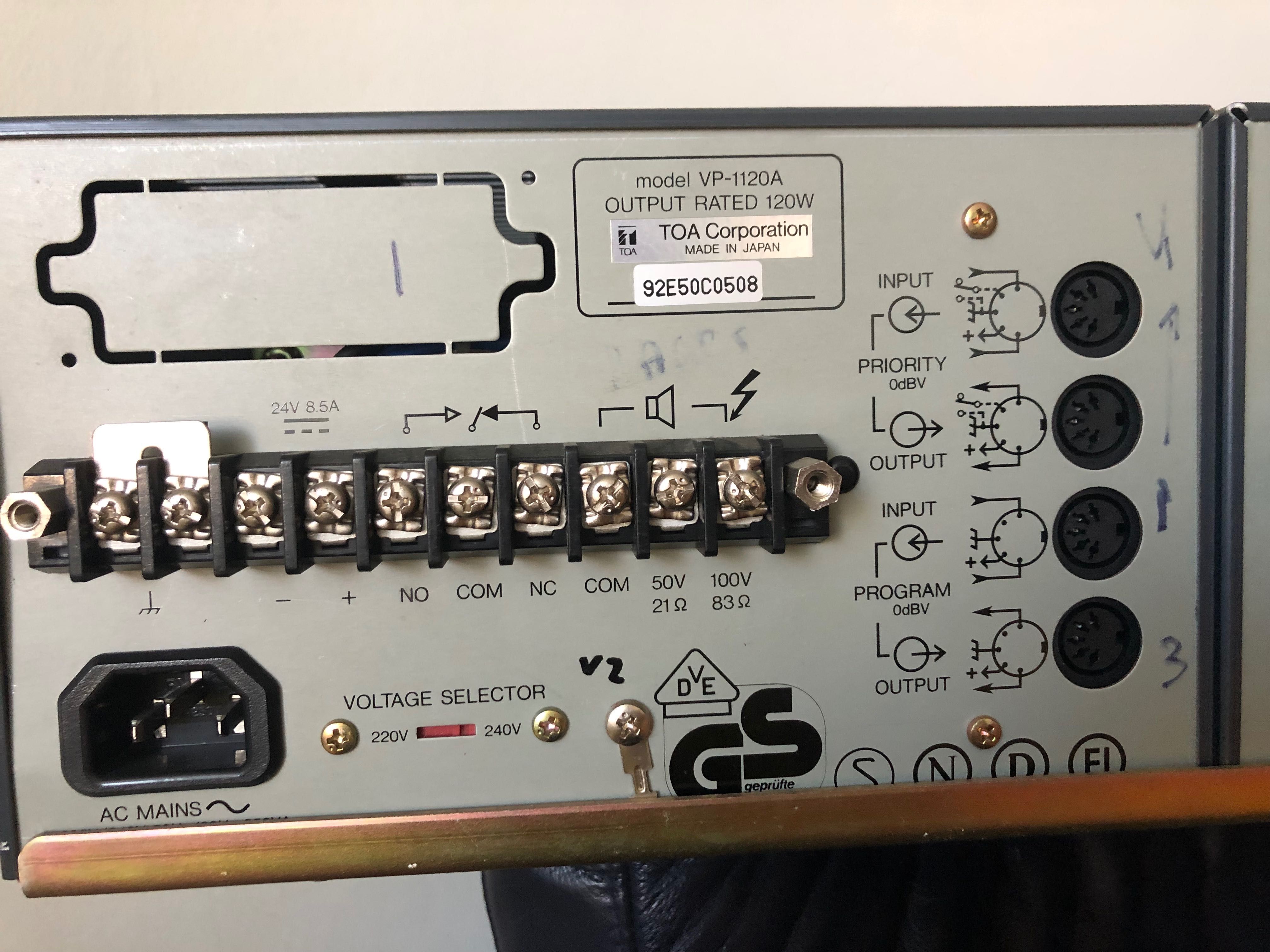 Wzmacniacz mocy TOA Elc. VP1120A