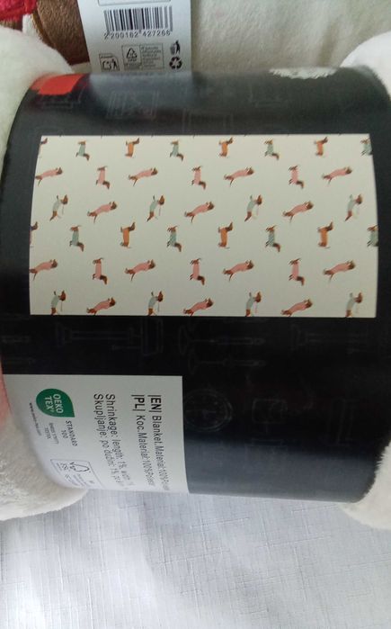 Jamnik kolekcja Pepco poduszka dekoracyjna kubek  koc 150x200