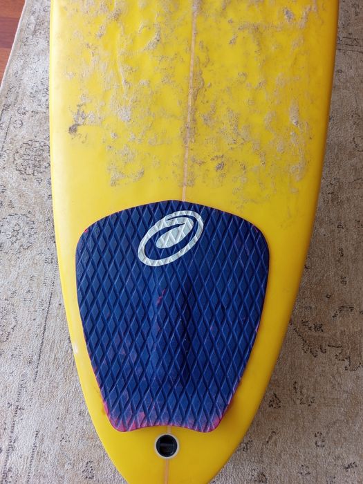 Prancha surf 6'1 com saco deeply