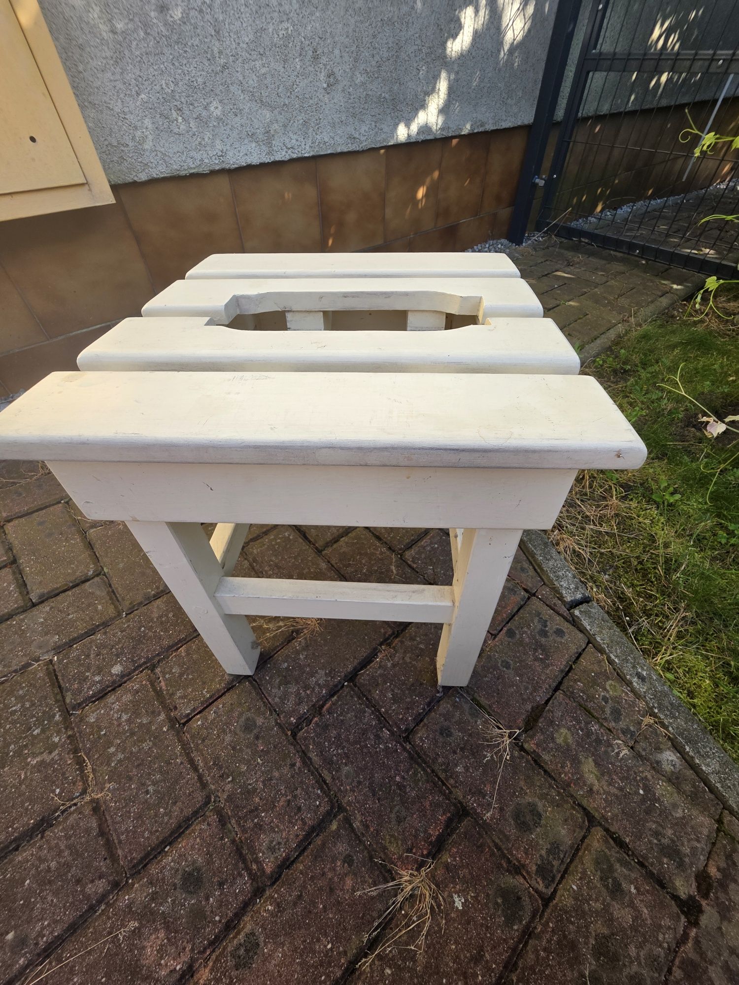 Taboret PRL lite drewno