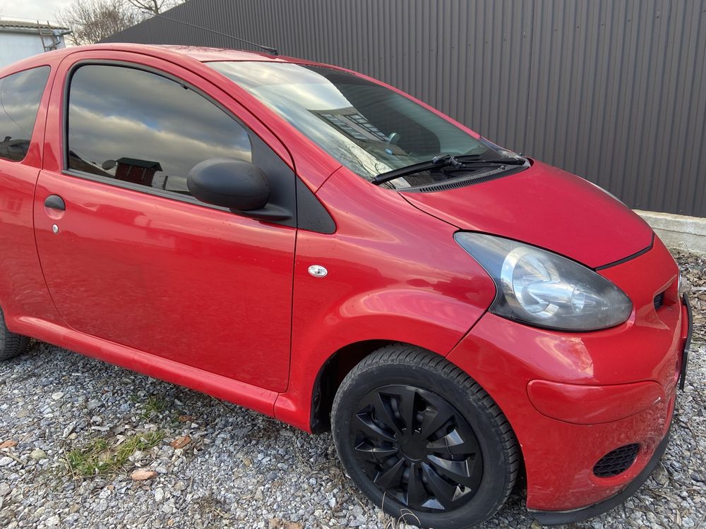 Toyota Aygo у відмінному стані! Без вкладень