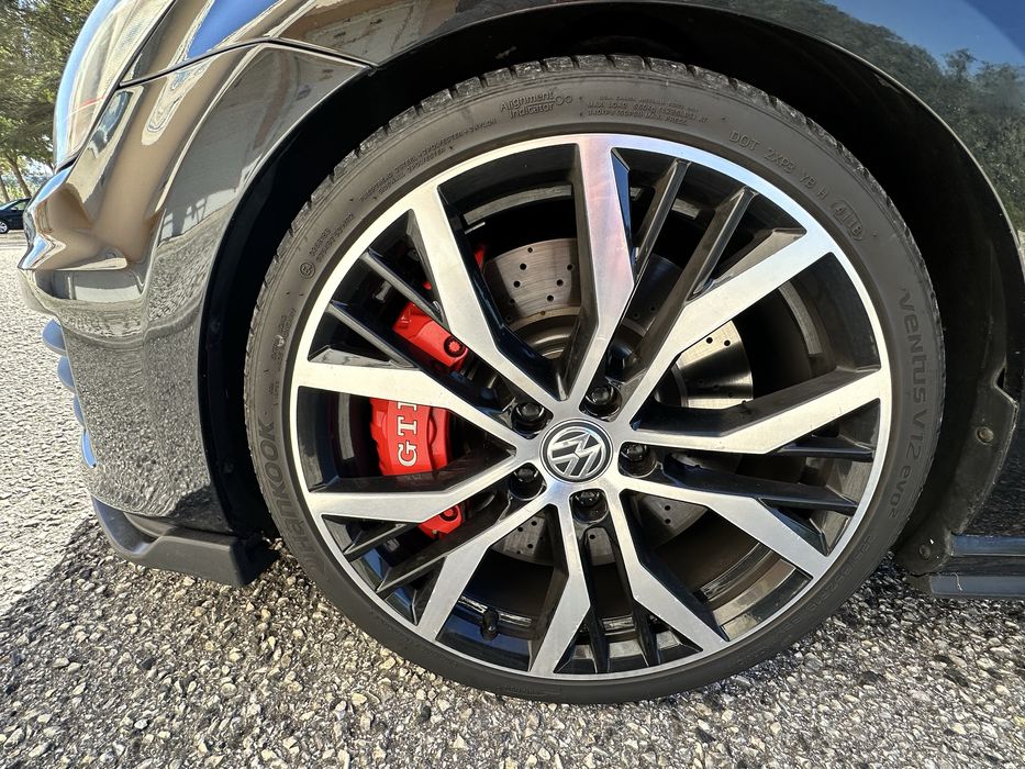 Golf 7 PERFORMANCE. MANUAL 405CV ACEITO RETOMA