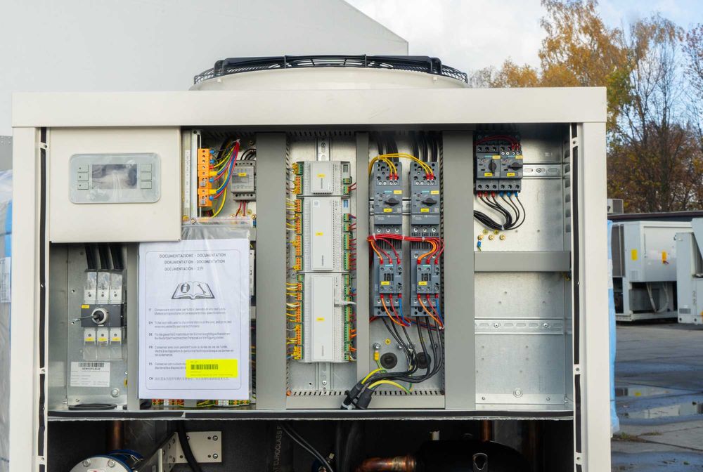 Чіллер CLIVET WSAT XEE 402 101 кВт. 2025 р. Новий.