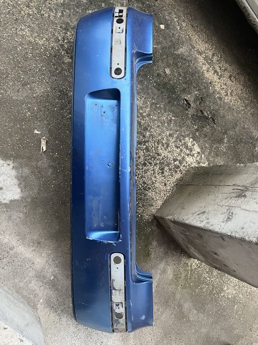 Бампер задній гольф 4 хетч