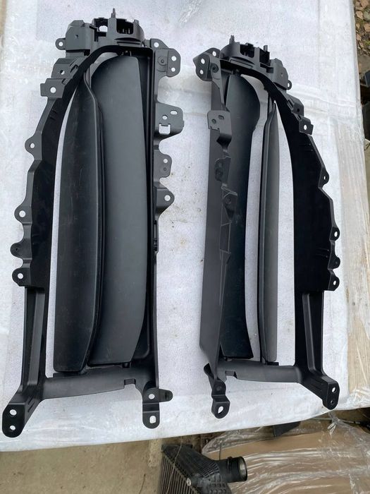 Porsche taycan жалюзі переднього бампера