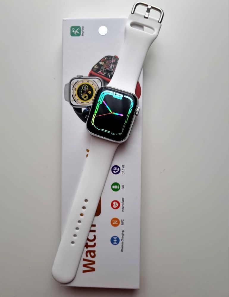 Smartwatch 8 MAX biały