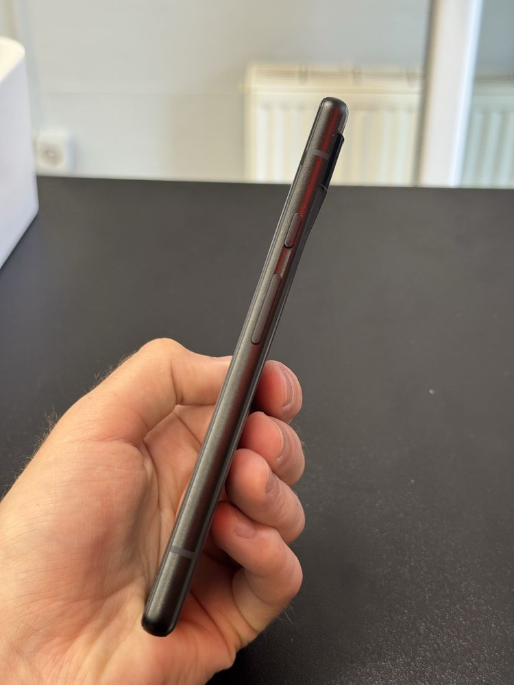 Смартфон Google Pixel 6a 6/128GB Charcoal