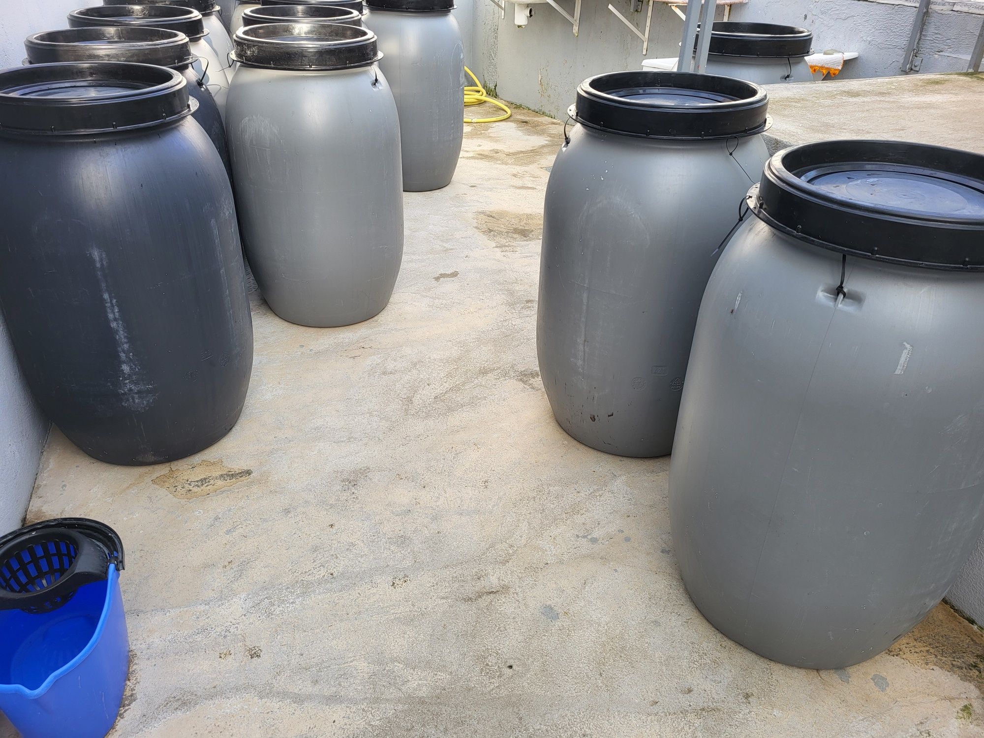 Bidão de 200 litros (novos)
