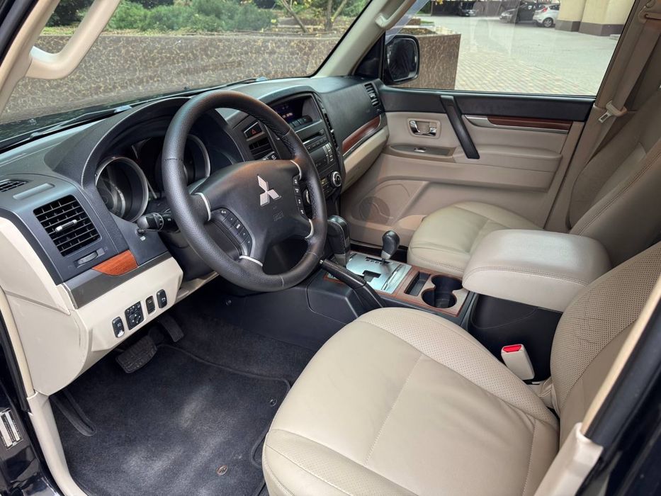 Продам Mitsubishi Pajero Wagon 2007