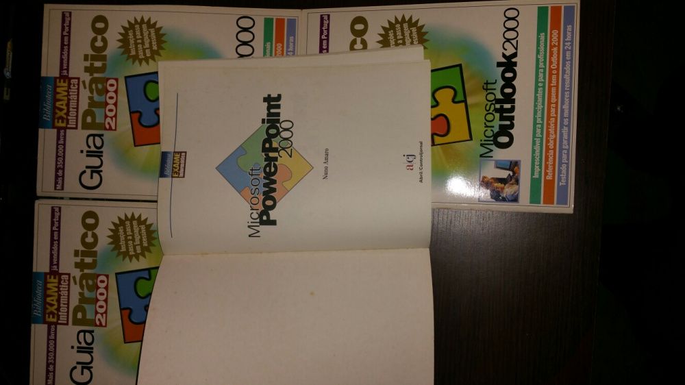 Office 2000 User Manuals64552467128962123