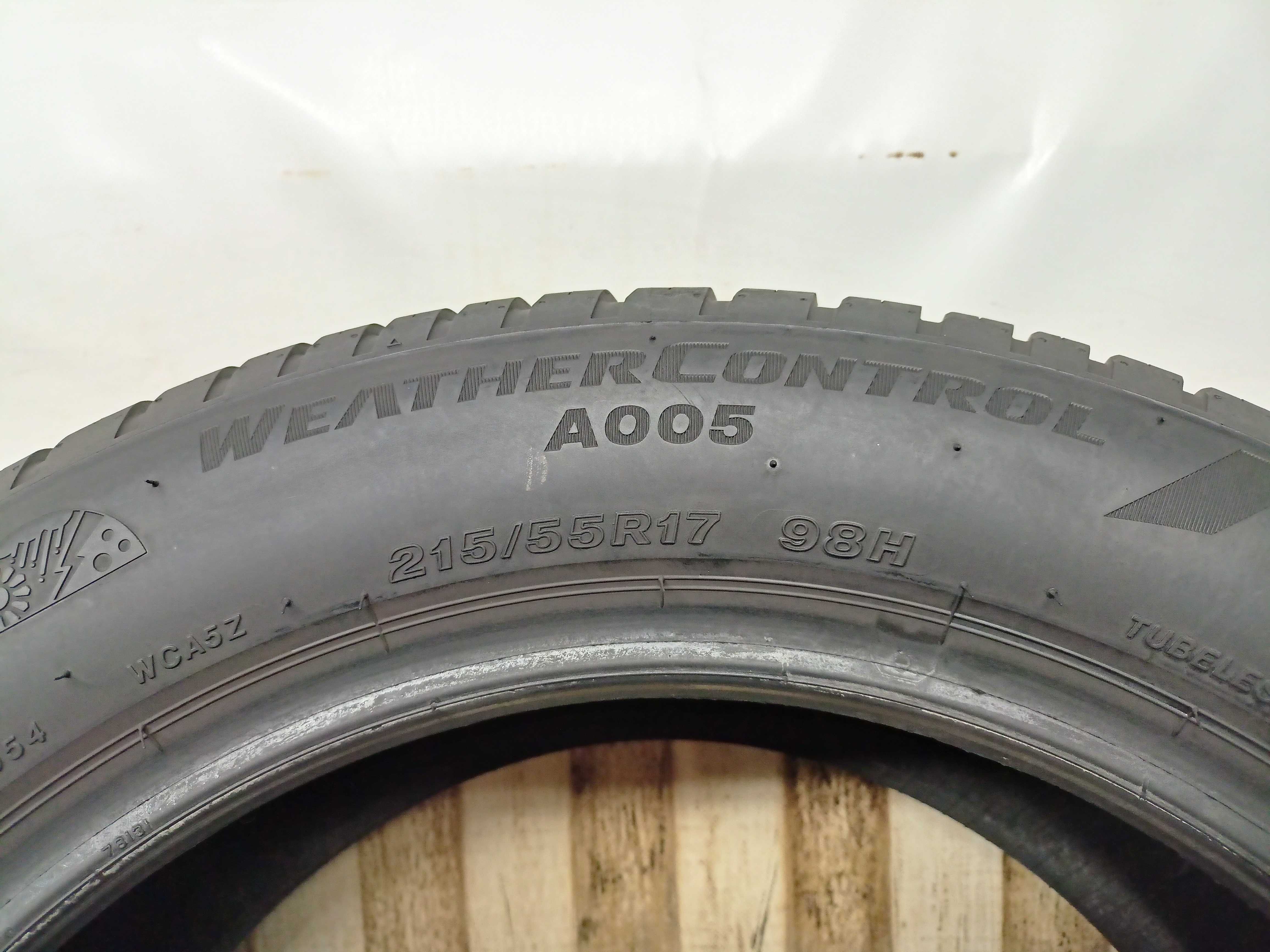 Bridgestone WeatherControl A005 215/55/17 23r. 98H 2x7,1mm (2101)